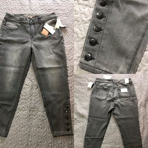 Melissa McCarthy Seven7 Grey Pencil Jeans Buttons